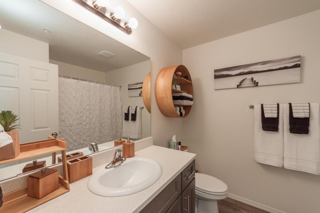 Modern And Stylish King Bed Wifi Free Parking Apartment Spokane Valley Bagian luar foto