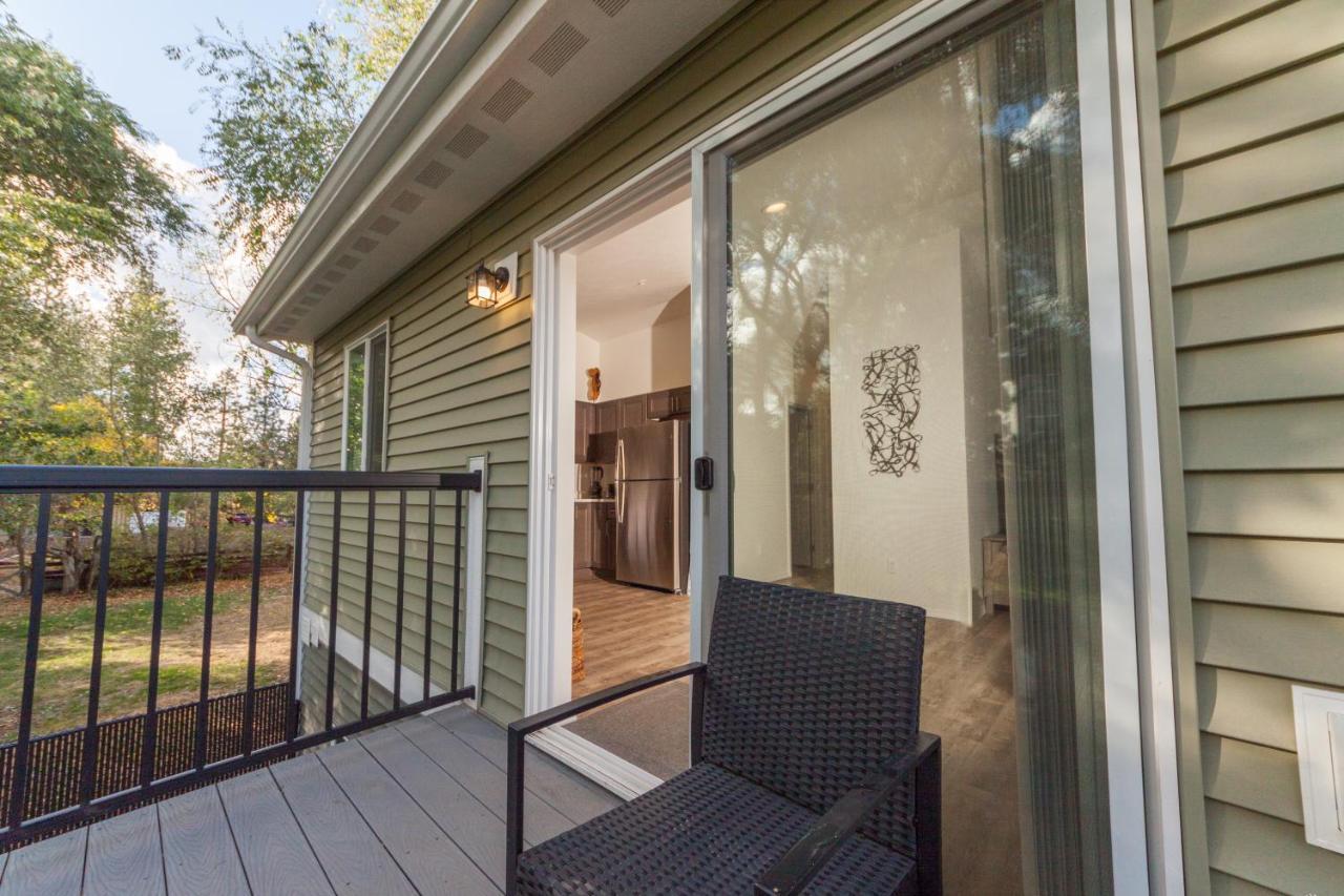 Modern And Stylish King Bed Wifi Free Parking Apartment Spokane Valley Bagian luar foto